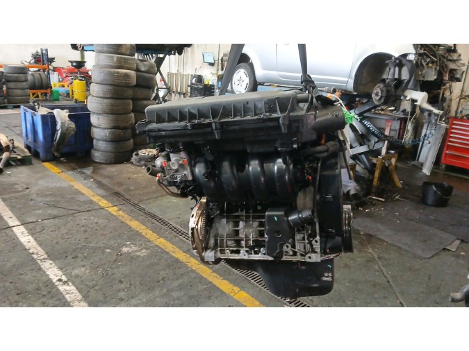 Motor VOLKSWAGEN POLO 2001