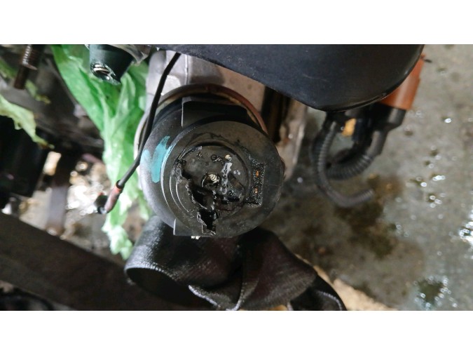 Motor VOLKSWAGEN POLO 2001