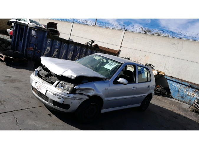 ELEVALUNAS TRASERO DERECHO VOLKSWAGEN POLO 2001
