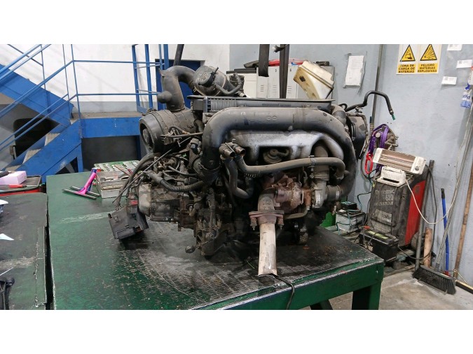 MOTOR CON ACCESORIOS Y CAJA DE CAMBIOS PEUGEOT 306 1997