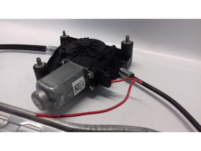 ELEVALUNAS DELANTERO DERECHO TOYOTA AYGO 2016