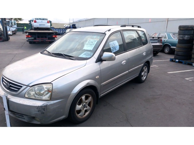 MOTOR CON ACCESORIOS Y CAJA DE CAMBIOS KIA CARENS 2004