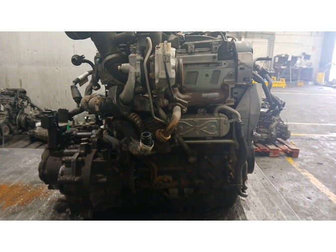 MOTOR CON ACCESORIOS Y CAJA DE CAMBIOS VOLKSWAGEN POLO 2010