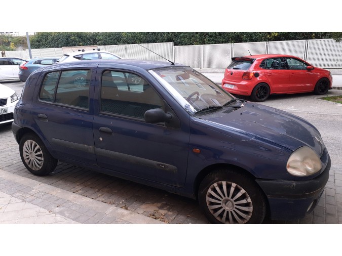 PANEL DELANTERO RENAULT CLIO 2000