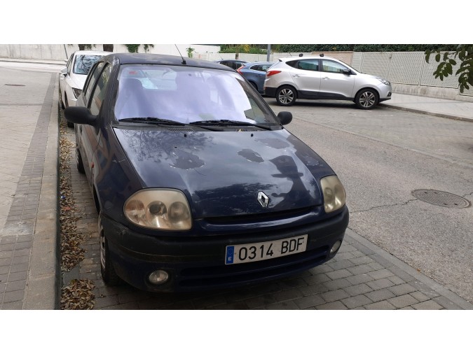 PANEL DELANTERO RENAULT CLIO 2000