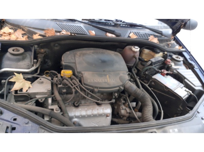 PANEL DELANTERO RENAULT CLIO 2000
