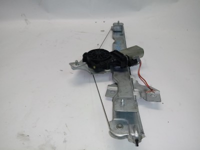 ELEVALUNAS DELANTERO DERECHO DACIA SANDERO 2009