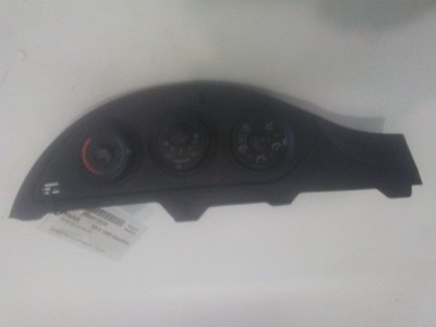 MANDO CALEFACCIÓN TOYOTA YARIS 2015