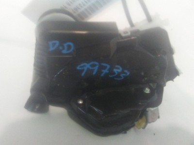 CERRADURA PUERTA DELANTERA DRECHA TOYOTA YARIS 2015