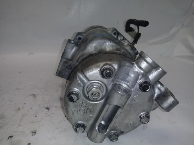 Compresor A/C color Gris OPEL CORSA 2005