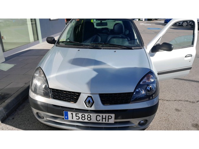 PANEL DELANTERO RENAULT CLIO 2003