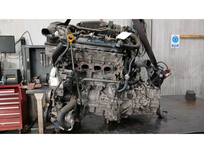 MOTOR CON ACCESORIOS Y CAJA DE CAMBIOS TOYOTA YARIS 2014