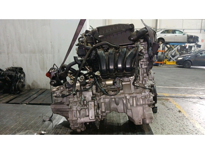 MOTOR CON ACCESORIOS Y CAJA DE CAMBIOS TOYOTA YARIS 2014