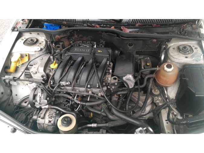 Radiador motor RENAULT MÉGANE 2000