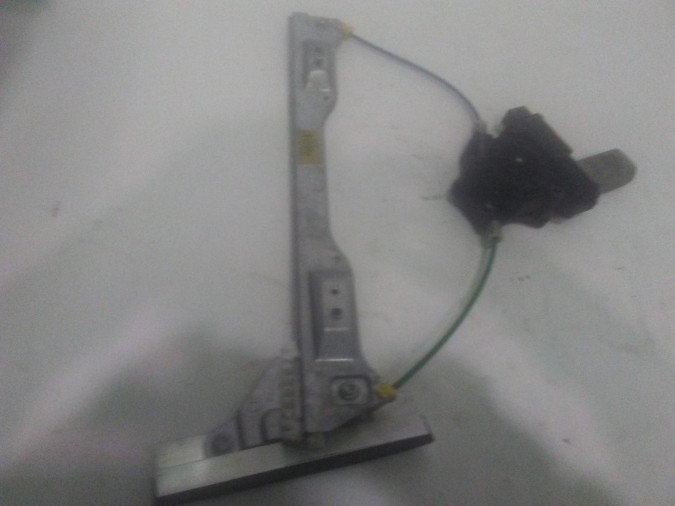 ELEVALUNAS DELANTERO DERECHO OPEL CORSA 2015