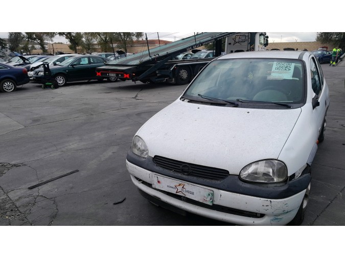 ELEVALUNAS DELANTERO DERECHO OPEL CORSA 2000
