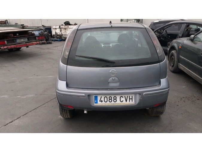 FARO ANTINIEBLA TRASERO IZQUIERDO OPEL CORSA 2004