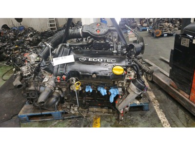 Motor OPEL CORSA 2004