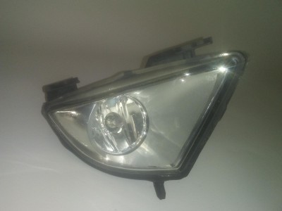 FARO ANTINIEBLA DELANTERO DERECHO FORD FIESTA 2003