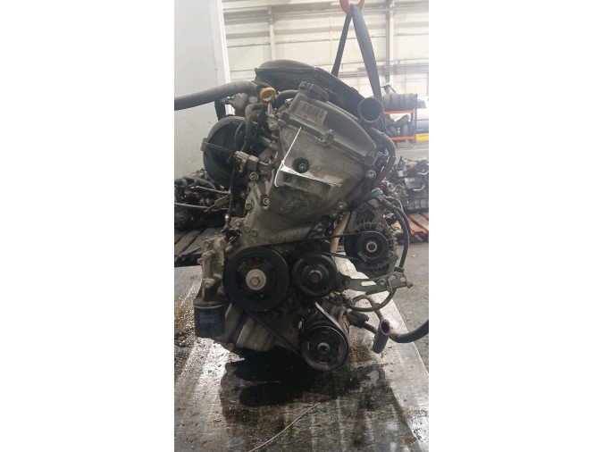 Motor TOYOTA YARIS 2009