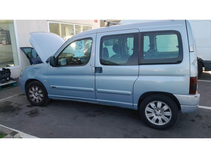 PARAGOLPES TRASERO CITROEN BERLINGO 2003