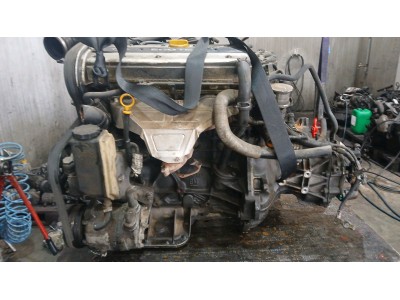 MOTOR CON ACCESORIOS Y CAJA DE CAMBIOS OPEL VECTRA 1995