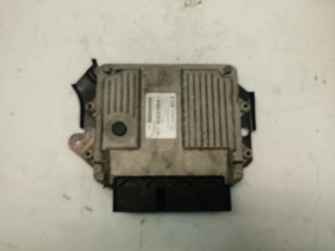 CENTRALITA MOTOR UCE OPEL CORSA 2005