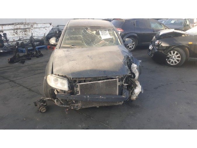 PARAGOLPES TRASERO VOLKSWAGEN PASSAT 2004