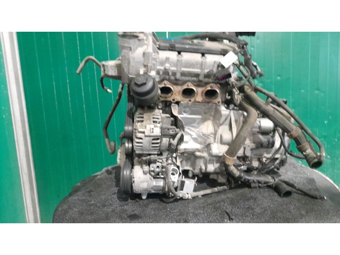 MOTOR CON ACCESORIOS SIN CAJA DE CAMBIOS VOLKSWAGEN POLO 2011