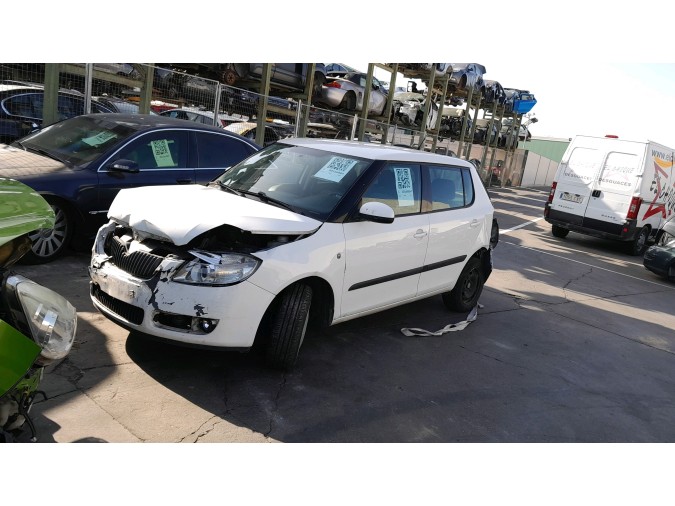 CERRADURA PUERTA TRASERA DERECHA SKODA FABIA 2009
