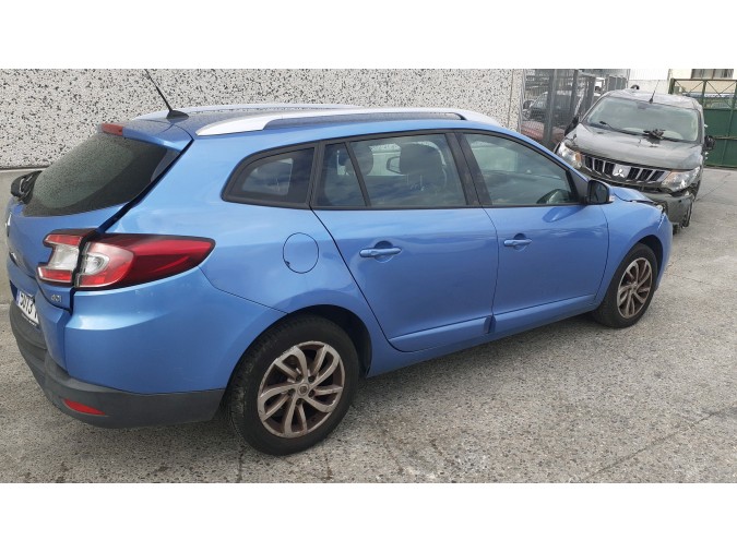 PRETENSOR CINTURÓN DELANTERO DERECHO RENAULT MÉGANE 2012
