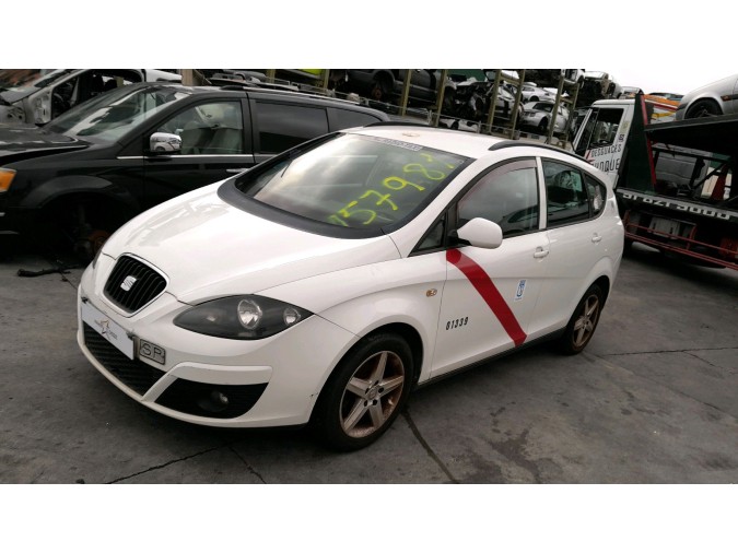 MOLDURA PUERTA DELANTERA DERECHA SEAT ALTEA 2012