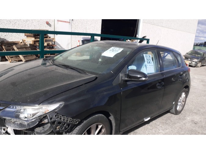 CONDENSADOR TOYOTA AURIS 2013