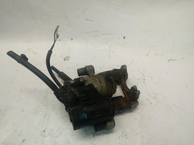 PINZA FRENO DELANTERA IZQUIERDA AUDI A3 2013