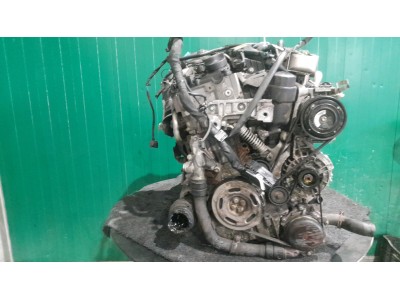 MOTOR CON ACCESORIOS Y CAJA DE CAMBIOS MERCEDES A 200 CDI 2013