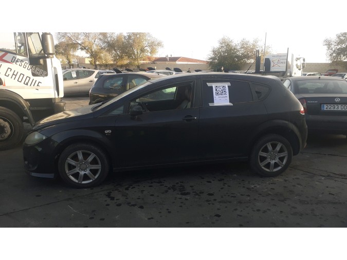 MANDO ELEVALUNAS SEAT LEON 2006