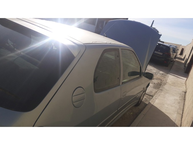 PRETENSOR CINTURÓN DELANTERO DERECHO PEUGEOT 306 2000