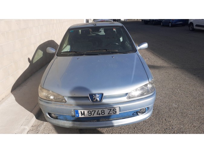 PRETENSOR CINTURÓN DELANTERO DERECHO PEUGEOT 306 2000