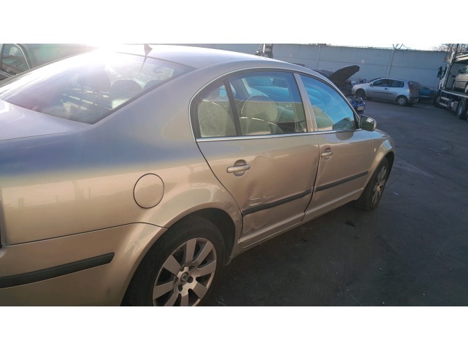 PANEL DELANTERO SKODA SUPERB 2004