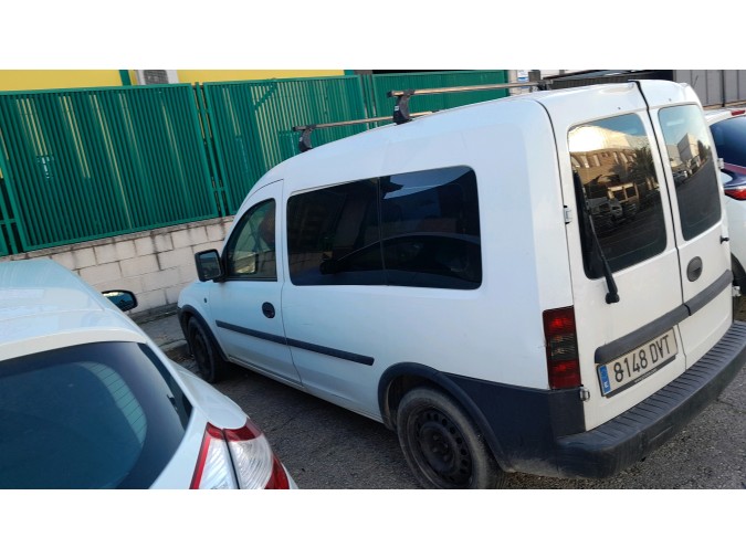ELEVALUNAS DELANTERO DERECHO OPEL COMBO 2006