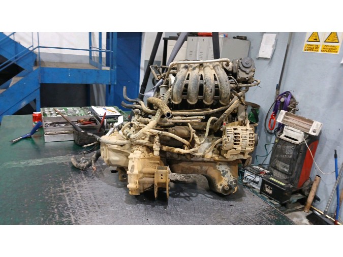MOTOR CON ACCESORIOS Y CAJA DE CAMBIOS CHEVROLET KALOS 2005