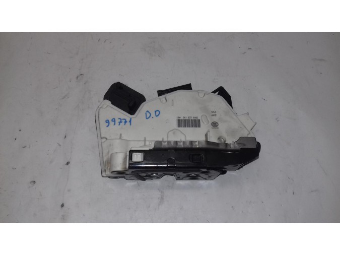 CERRADURA PUERTA DELANTERA DERECHA SEAT LEON 2015