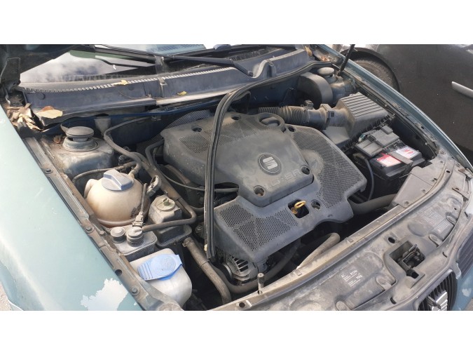 MANDO ELEVALUNAS DELANTERO DERECHO SEAT TOLEDO 1999