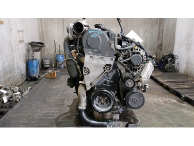 MOTOR CON ACCESORIOS Y CAJA DE CAMBIOS SKODA ROOMSTER 2007