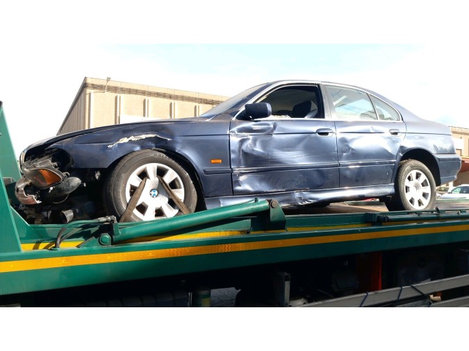 PRETENSOR CINTURÓN DELANTERO DERECHO BMW 52O I 2001