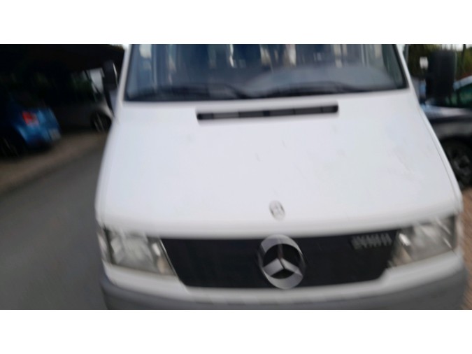 ELEVALUNAS DELANTERO IZQUIERDO MERCEDES T1 208 D 2.3 1999