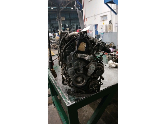 MOTOR CON ACCESORIOS Y CAJA DE CAMBIOS PEUGEOT 308 2008