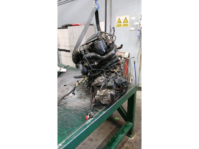 MOTOR CON ACCESORIOS SIN CAJA DE CAMBIOS CITROEN C3 2008
