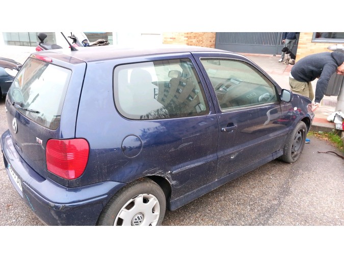CERRADURA CAPO VOLKSWAGEN POLO 2001