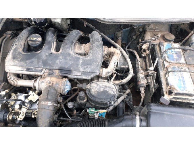 PARAGOLPES TRASERO PEUGEOT 206 1999